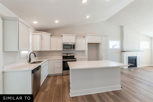 4305 NE 5th Street, Ankeny, IA 50021