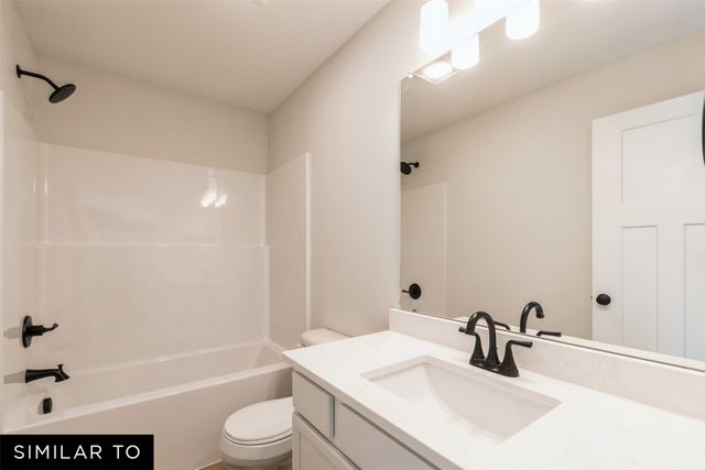 4305 NE 5th Street, Ankeny, IA 50021