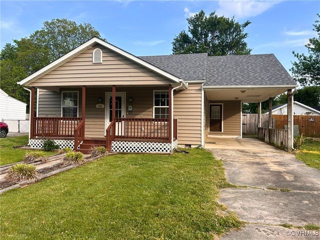 525 Roslyn Ave, Colonial Heights, VA 23834