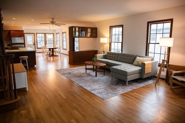 23 Gunrock Ave, Hull, MA 02045
