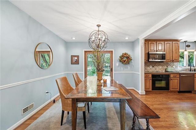 5405 W 80th Street, Prairie Village, KS 66208