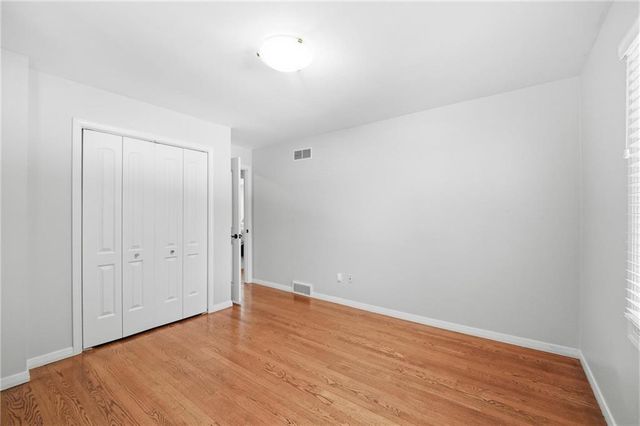 5405 W 80th Street, Prairie Village, KS 66208