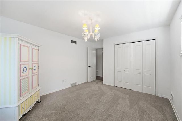 5405 W 80th Street, Prairie Village, KS 66208