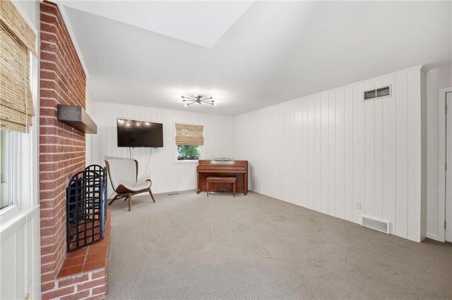 5405 W 80th Street, Prairie Village, KS 66208
