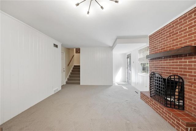 5405 W 80th Street, Prairie Village, KS 66208