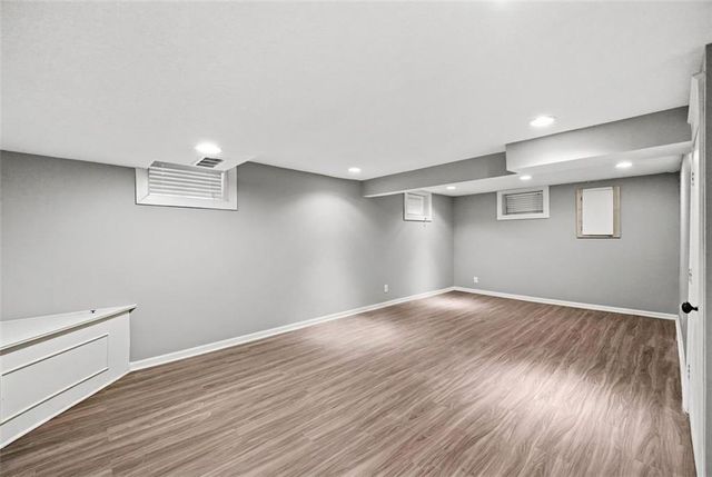 5405 W 80th Street, Prairie Village, KS 66208