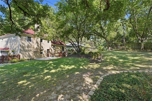 5405 W 80th Street, Prairie Village, KS 66208
