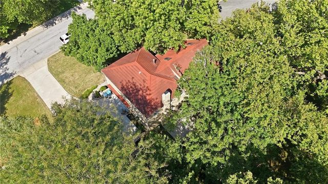 5405 W 80th Street, Prairie Village, KS 66208