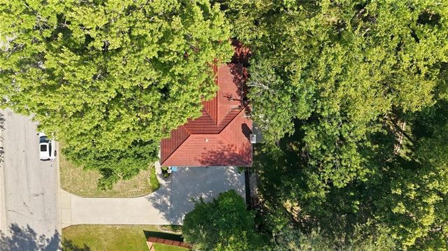 5405 W 80th Street, Prairie Village, KS 66208