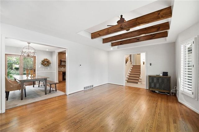 5405 W 80th Street, Prairie Village, KS 66208
