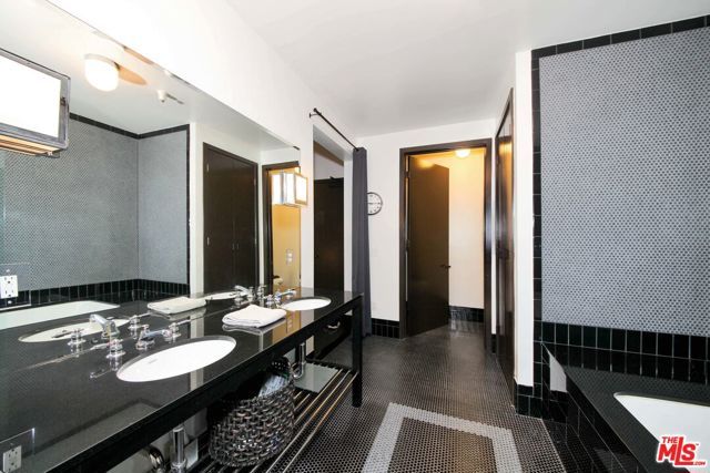 1645 N VINE Street 603, Los Angeles, CA 90028