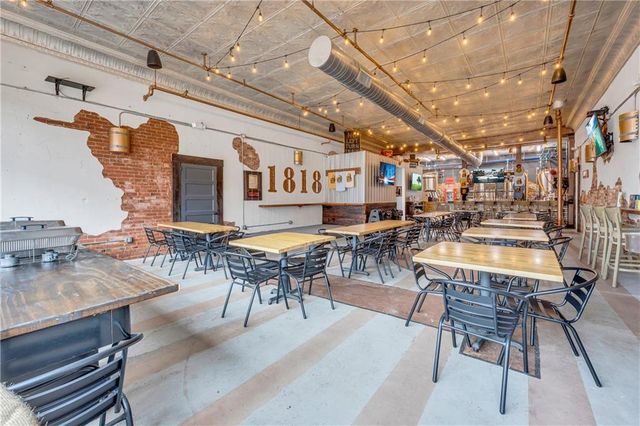 71 State Street, Commerce, GA 30529