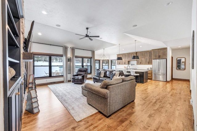 3400 WYNDING RIDGE WAY, Green Bay, WI 54313