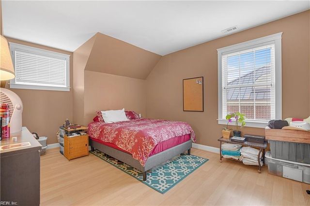 415 E Freemason St Apt 3B, Norfolk, VA 23510