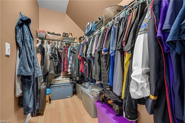 415 E Freemason St Apt 3B, Norfolk, VA 23510