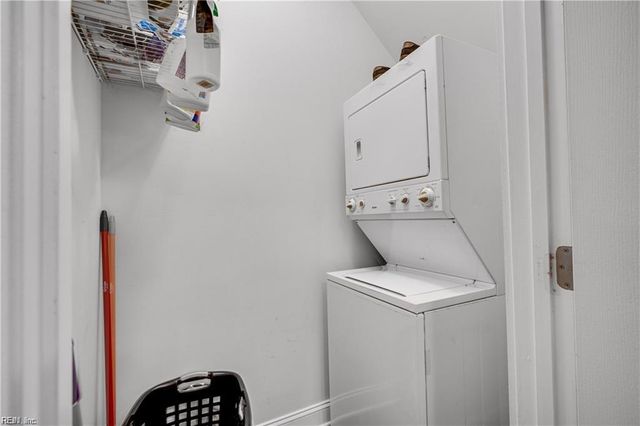 415 E Freemason St Apt 3B, Norfolk, VA 23510