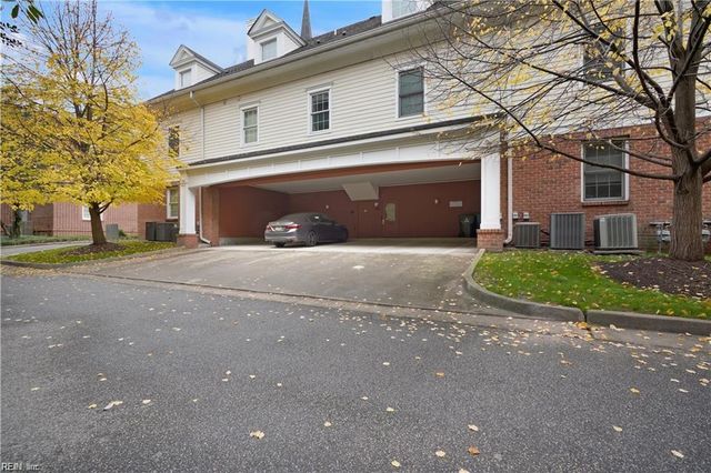 415 E Freemason St Apt 3B, Norfolk, VA 23510