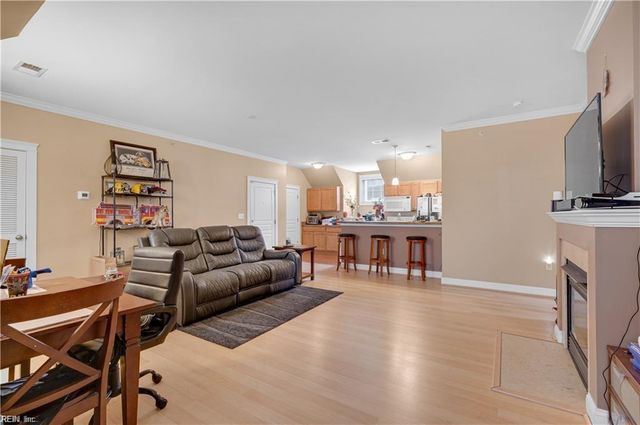 415 E Freemason St Apt 3B, Norfolk, VA 23510