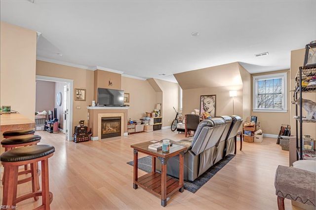 415 E Freemason St Apt 3B, Norfolk, VA 23510