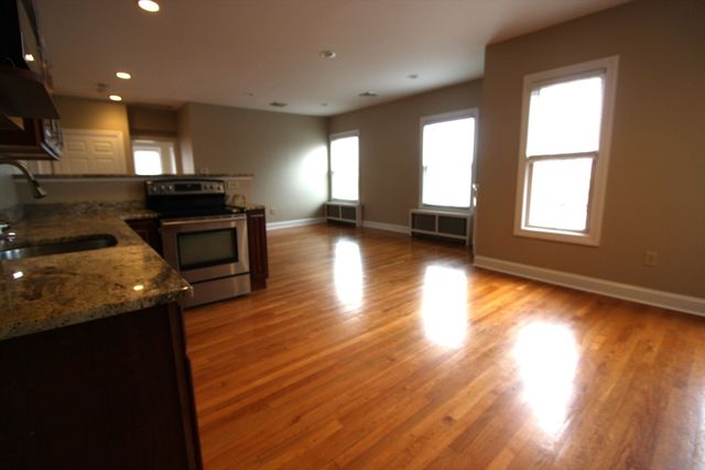 53 E Central St 3, Worcester, MA 01605