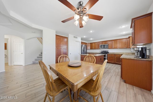 648 S CHOLLA Street, Gilbert, AZ 85233