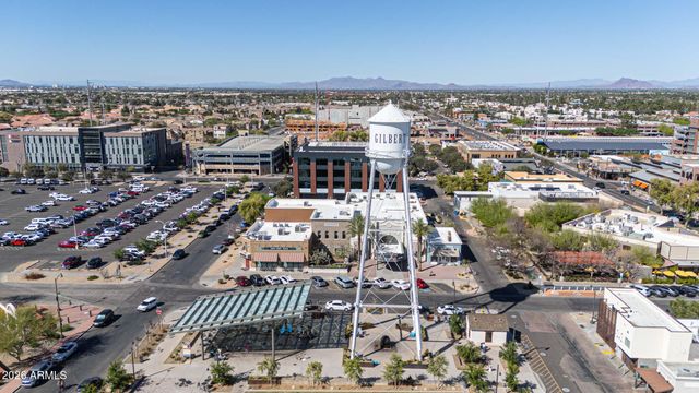 648 S CHOLLA Street, Gilbert, AZ 85233