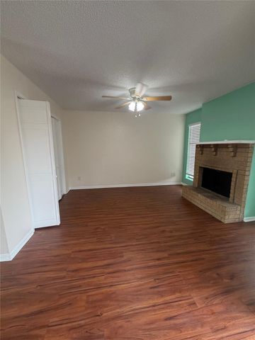 1516 Bay Area Boulevard F2, Houston, TX 77058