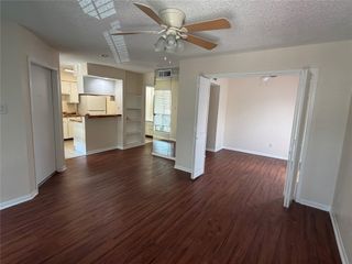 1516 Bay Area Boulevard F2, Houston, TX 77058