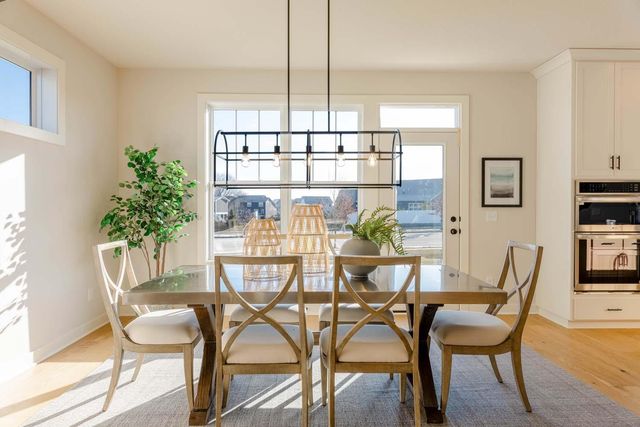 5522 Vista Trail, Victoria, MN 55386