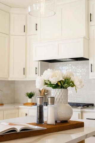 5522 Vista Trail, Victoria, MN 55386