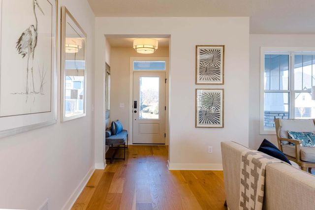 5522 Vista Trail, Victoria, MN 55386