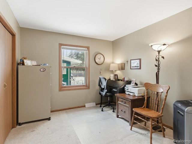 4008 Keewahdin, Fort Gratiot, MI 48059