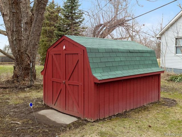 4008 Keewahdin, Fort Gratiot, MI 48059