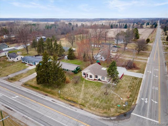 4008 Keewahdin, Fort Gratiot, MI 48059