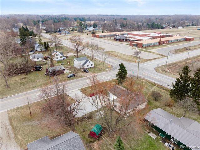 4008 Keewahdin, Fort Gratiot, MI 48059