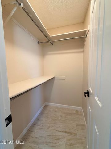 10445 Valle Koki Drive, Socorro, TX 79927