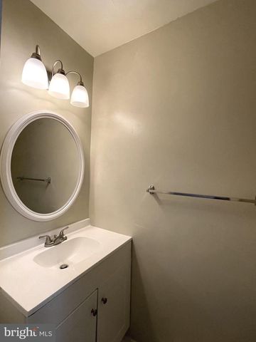 11859 NEW COUNTRY LN, Columbia, MD 21044