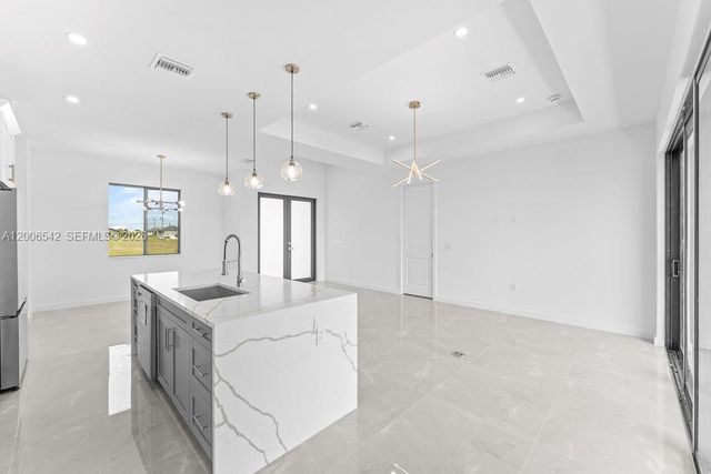 1433 NW 7th Place, Cape Coral, FL 33993