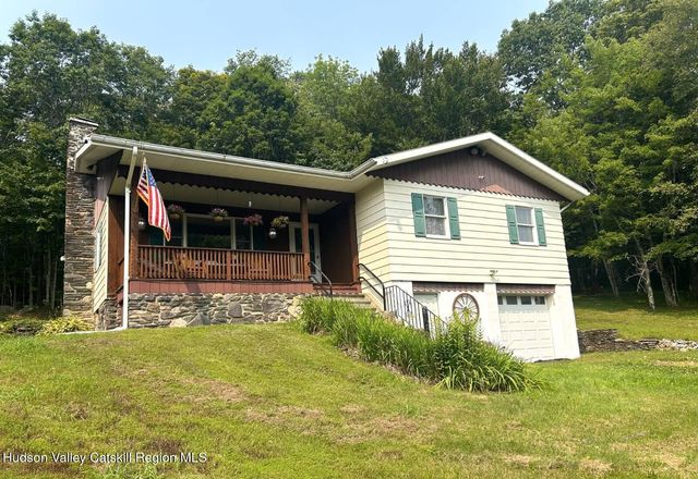 375 N N. Lake Road, Haines Falls, NY 12436