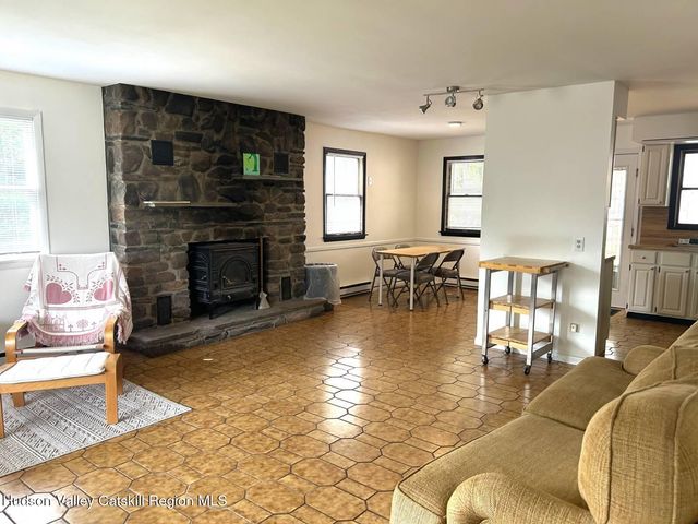 375 N N. Lake Road, Haines Falls, NY 12436