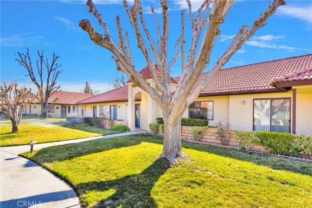 19228 Cottonwood Drive, Apple Valley, CA 92308