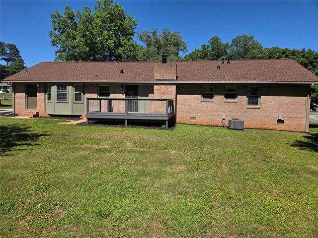 1697 Fremont Drive SW, Stone Mountain, GA 30087