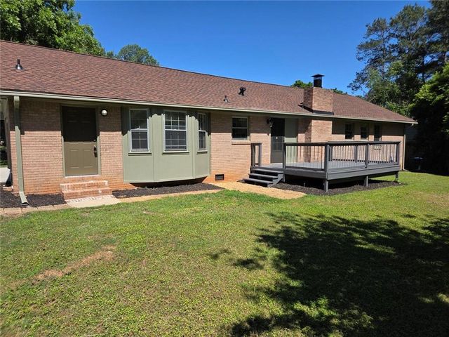 1697 Fremont Drive SW, Stone Mountain, GA 30087