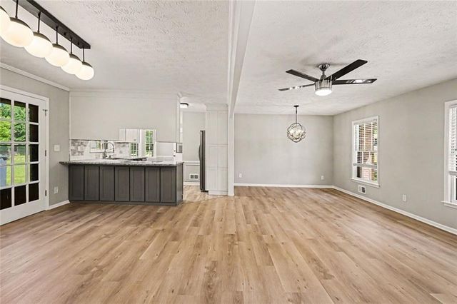 1697 Fremont Drive SW, Stone Mountain, GA 30087