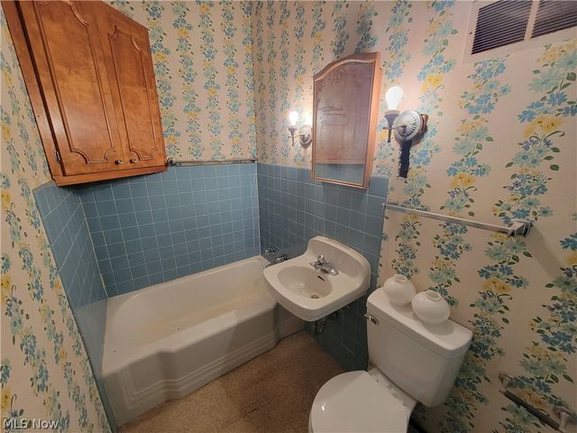 1500 Burbank Road, Wooster, OH 44691