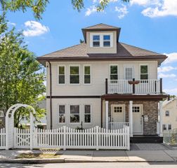 574 Lagrange St 574, Boston, MA 02132