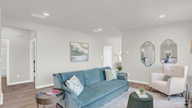 2913 Ironweed Cir, Cantonment, FL 32533