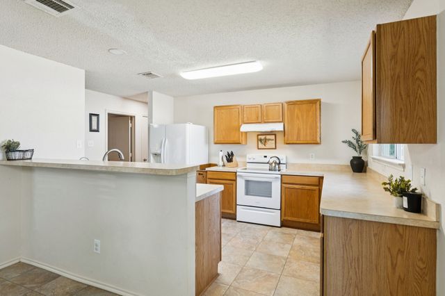 536 Del Mar Drive, Ponder, TX 76259