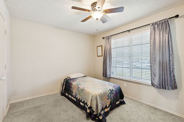 536 Del Mar Drive, Ponder, TX 76259