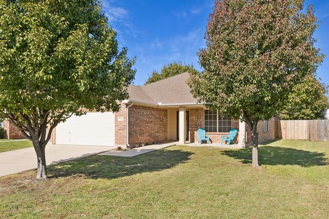 536 Del Mar Drive, Ponder, TX 76259